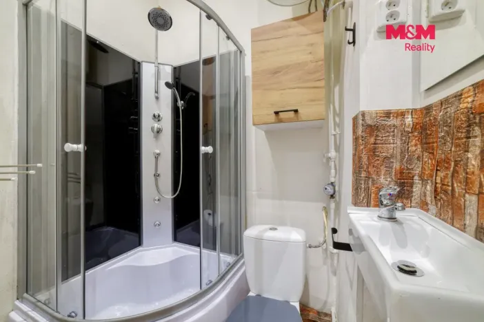 Pronájem bytu 1+kk, Františkovy Lázně, Anglická, 30 m2
