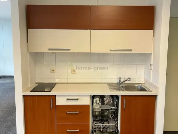 Prodej obchodního prostoru, Brno - Královo Pole, Božetěchova, 800 m2