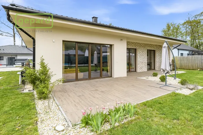 Prodej rodinného domu, Nová Role, Slunečná, 143 m2