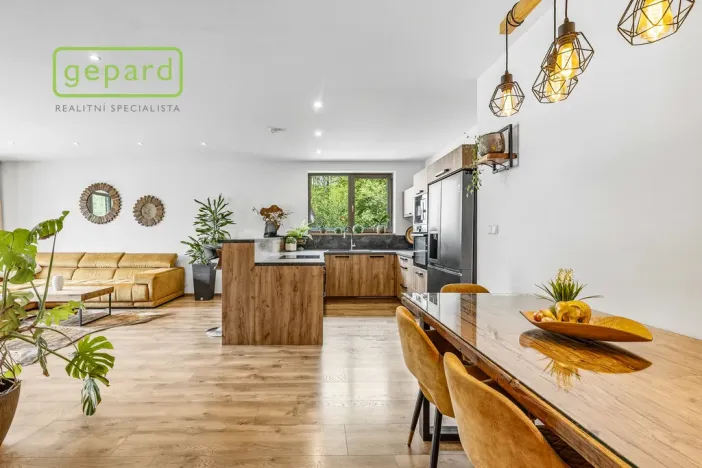 Prodej rodinného domu, Nová Role, Slunečná, 143 m2