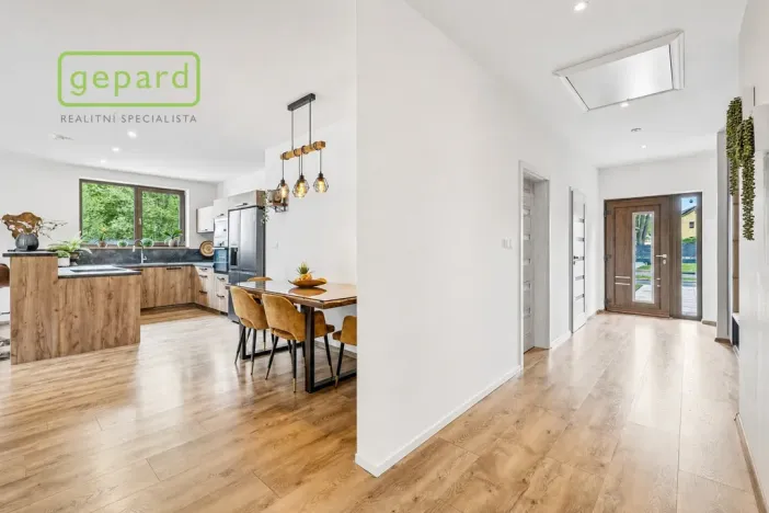 Prodej rodinného domu, Nová Role, Slunečná, 143 m2
