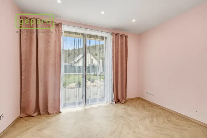 Prodej rodinného domu, Nová Role, Slunečná, 143 m2