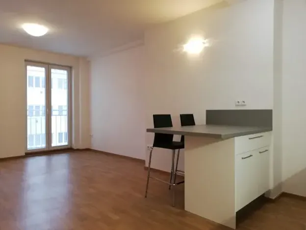 Pronájem bytu 2+kk, Praha - Vršovice, Karpatská, 49 m2