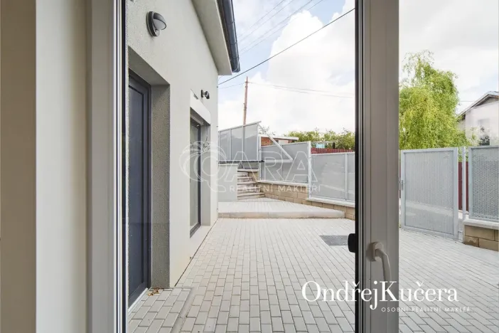 Pronájem rodinného domu, Statenice, Račanská, 130 m2
