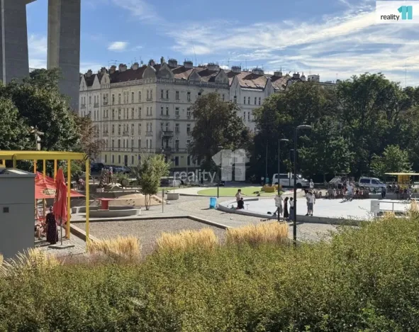 Pronájem bytu 3+1, Praha - Nusle, Svatoplukova, 68 m2