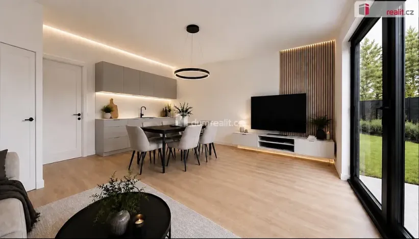 Prodej bytu 3+kk, Ostrov, 79 m2