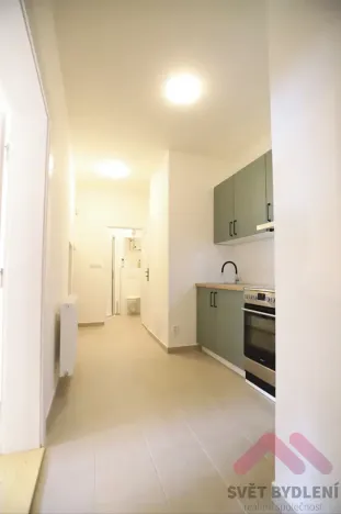 Pronájem bytu 1+kk, Praha - Vršovice, Slovinská, 28 m2