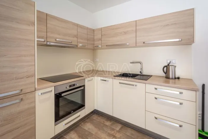Pronájem bytu 2+kk, Neratovice, P. Bezruče, 48 m2