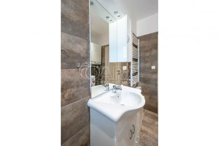 Pronájem bytu 2+kk, Neratovice, P. Bezruče, 48 m2
