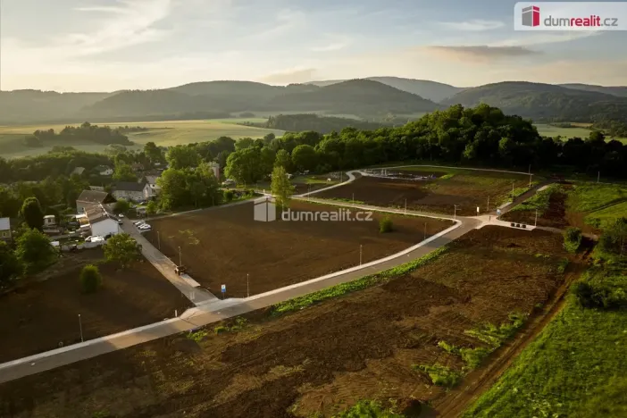 Prodej pozemku pro bydlení, Ostrov - Květnová, 962 m2