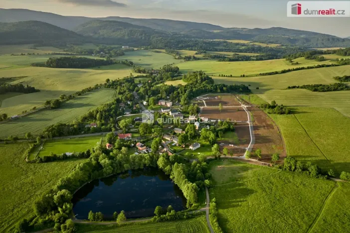 Prodej pozemku pro bydlení, Ostrov - Květnová, 962 m2