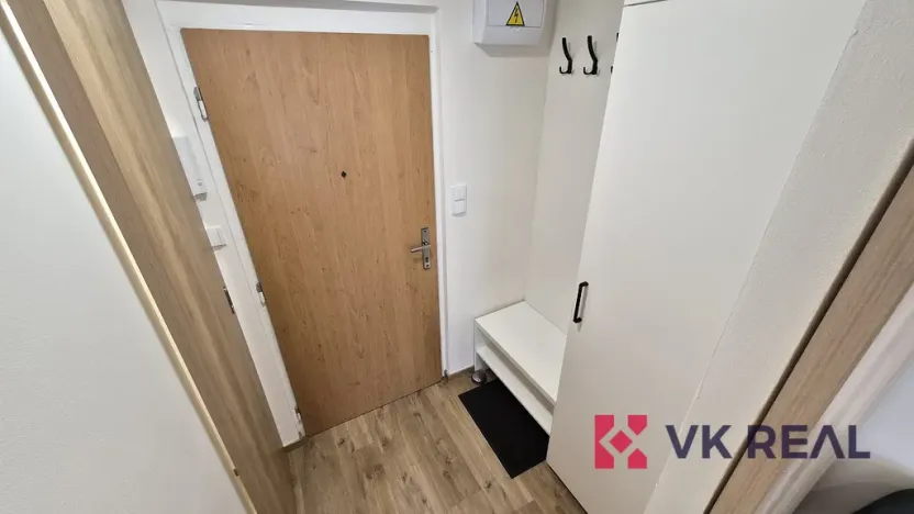 Pronájem bytu 1+kk, Plzeň - Jižní Předměstí, Raisova, 27 m2