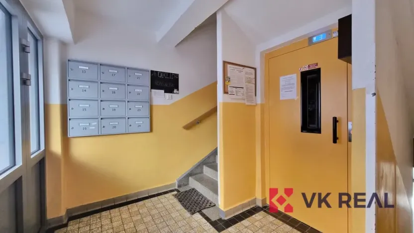 Pronájem bytu 1+kk, Plzeň - Jižní Předměstí, Raisova, 27 m2