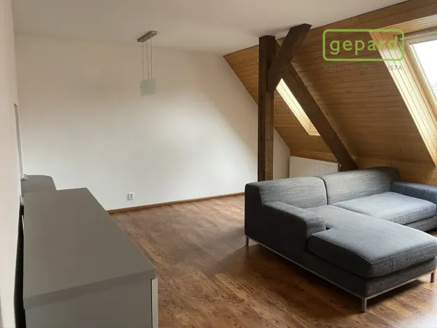 Pronájem bytu 2+kk, Praha, Za poštou, 75 m2