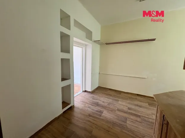 Pronájem bytu 1+1, Ústí nad Labem - Střekov, Žukovova, 44 m2