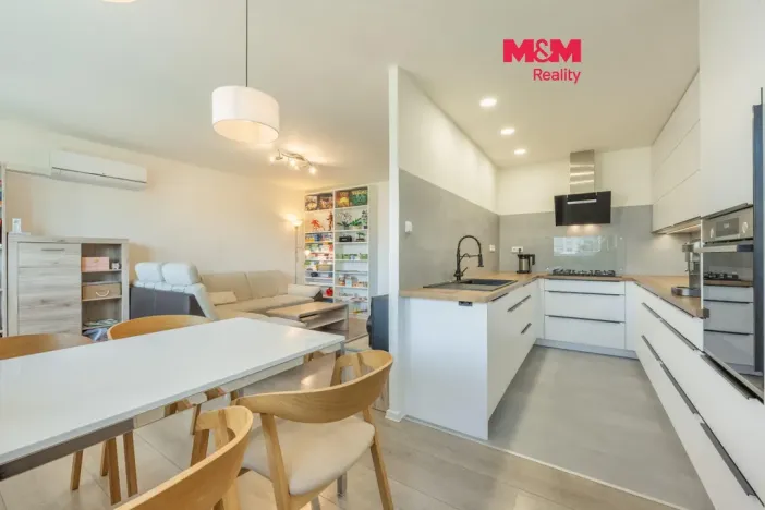Prodej bytu 4+1, Kladno, Mládežnická, 86 m2