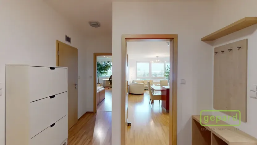 Pronájem bytu 3+kk, Praha, Nad Okrouhlíkem, 75 m2