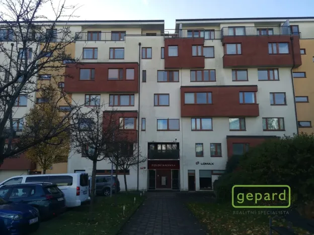 Pronájem bytu 3+kk, Praha, Nad Okrouhlíkem, 75 m2
