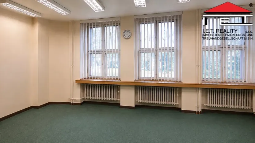 Pronájem obchodního prostoru, Ostrava, Sokolská třída, 37 m2