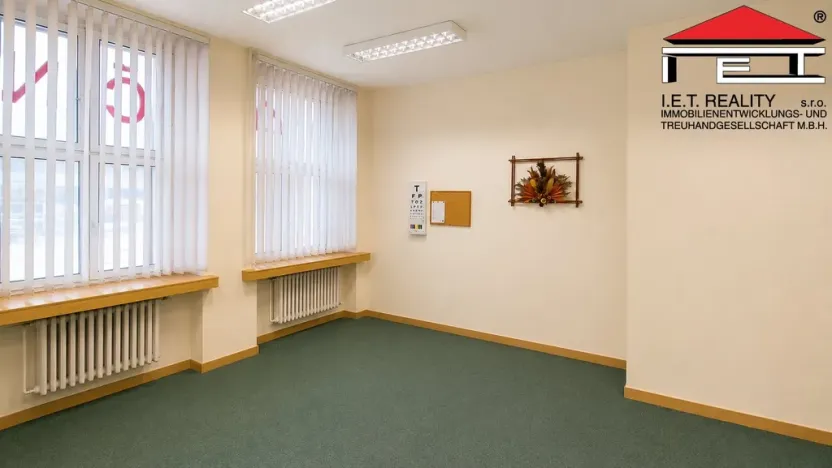 Pronájem obchodního prostoru, Ostrava, Sokolská třída, 37 m2