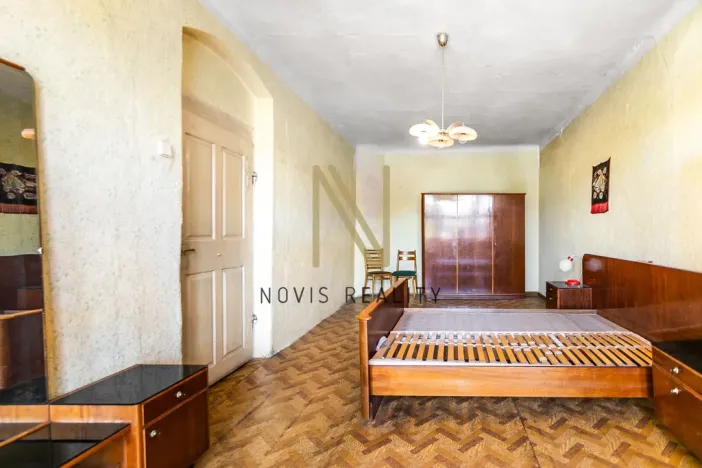 Prodej rodinného domu, Černošín, nám. 1. máje, 144 m2