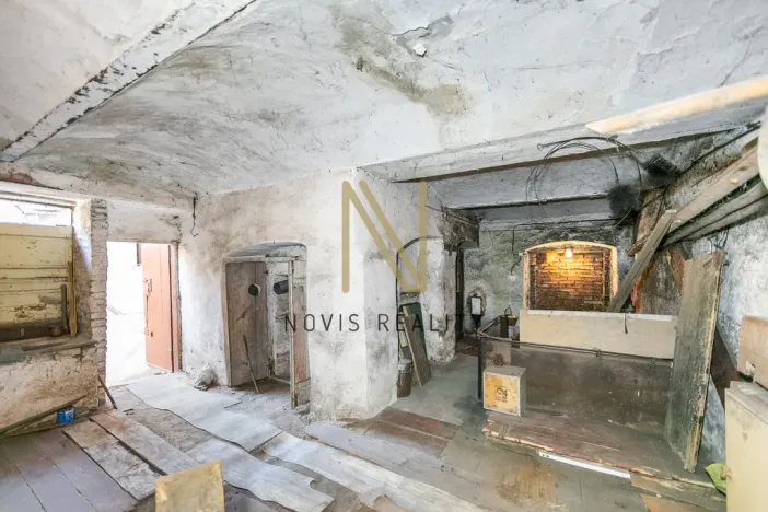 Prodej rodinného domu, Černošín, nám. 1. máje, 144 m2