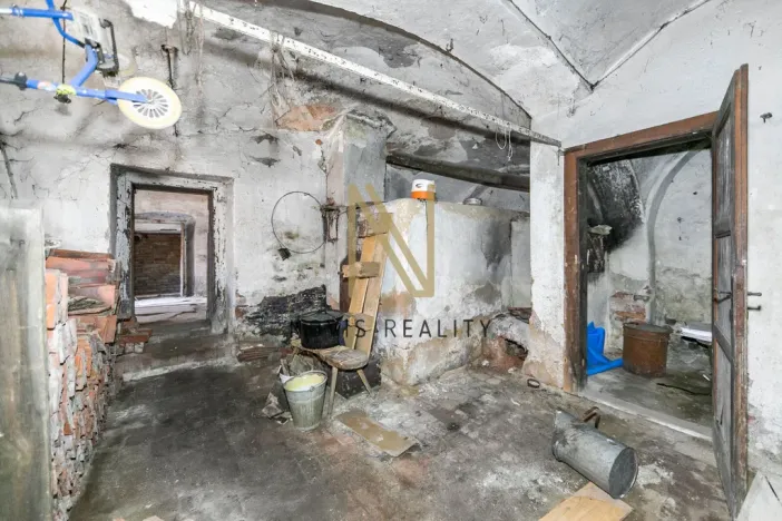 Prodej rodinného domu, Černošín, nám. 1. máje, 144 m2