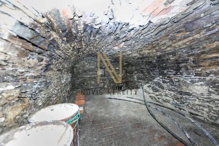 Prodej rodinného domu, Černošín, nám. 1. máje, 144 m2