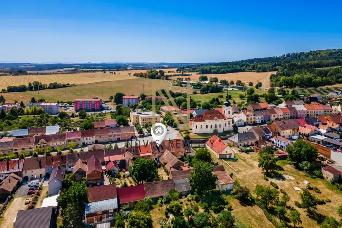 Prodej rodinného domu, Černošín, nám. 1. máje, 144 m2