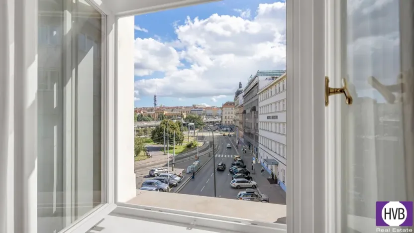 Prodej bytu 2+kk, Praha, Petrská, 42 m2