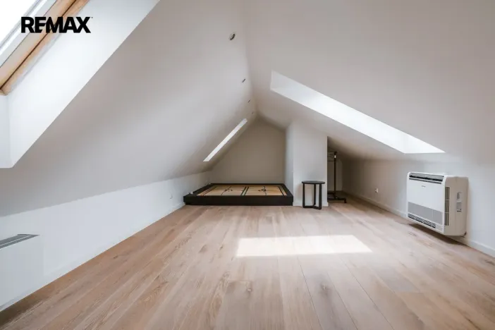 Prodej bytu 3+kk, Praha - Žižkov, Křišťanova, 144 m2