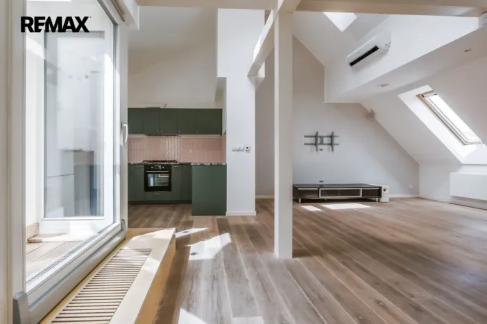 Prodej bytu 3+kk, Praha - Žižkov, Křišťanova, 144 m2