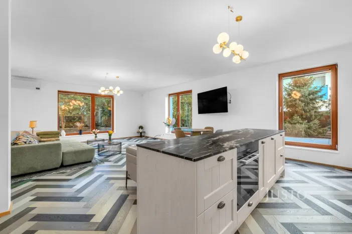 Pronájem bytu 3+kk, Praha - Vršovice, Vršovická, 105 m2
