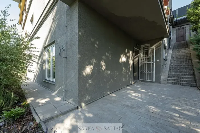 Pronájem bytu 3+kk, Praha - Smíchov, U dvou srpů, 63 m2