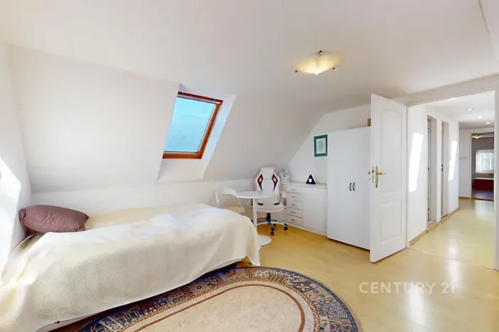 Prodej rodinného domu, Loket, 261 m2