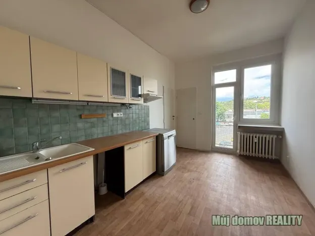 Pronájem bytu 3+1, Praha - Holešovice, U elektrárny, 70 m2