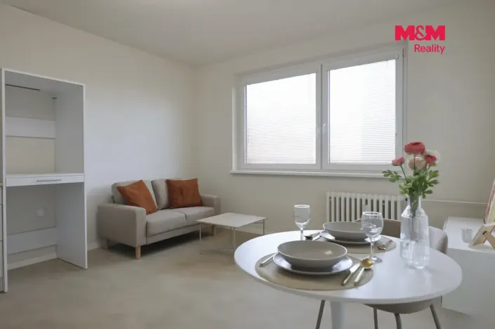 Pronájem bytu 2+kk, Ústí nad Labem, Šrámkova, 40 m2