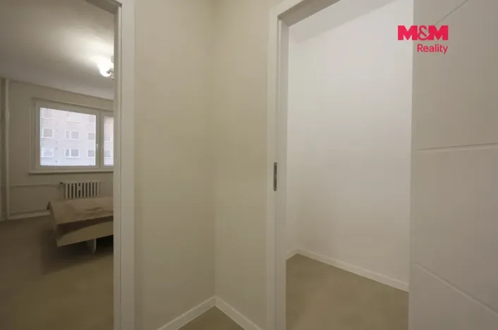 Pronájem bytu 2+kk, Ústí nad Labem, Šrámkova, 40 m2