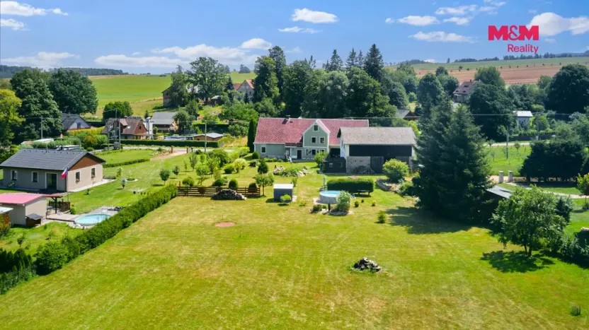 Prodej rodinného domu, Božanov, 263 m2