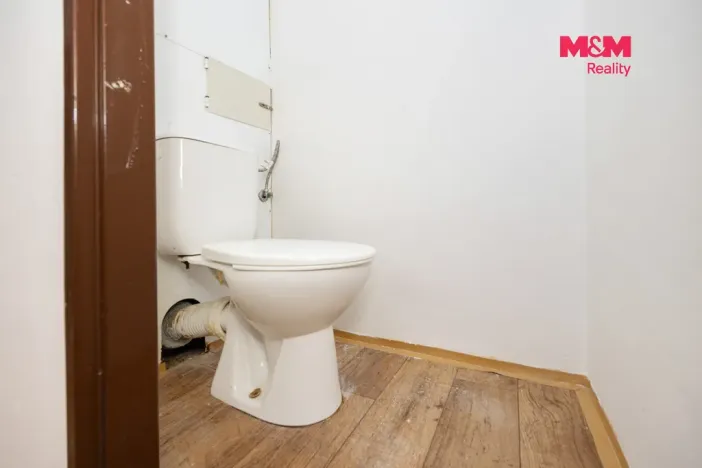 Prodej bytu 2+1, Lázně Bohdaneč, Na Lužci, 60 m2