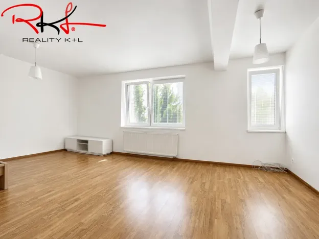 Pronájem bytu 1+kk, Mladá Boleslav - Mladá Boleslav II, Šmilovského, 39 m2