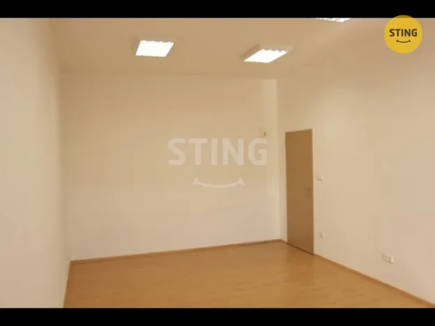 Pronájem kanceláře, Bystřice nad Pernštejnem, Masarykovo náměstí, 19 m2