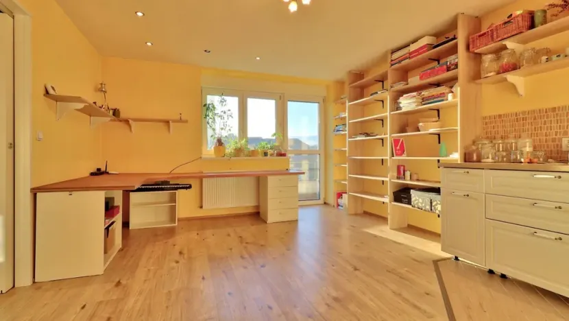 Pronájem bytu 2+kk, Olomouc - Nové Sady, Valdenská, 73 m2