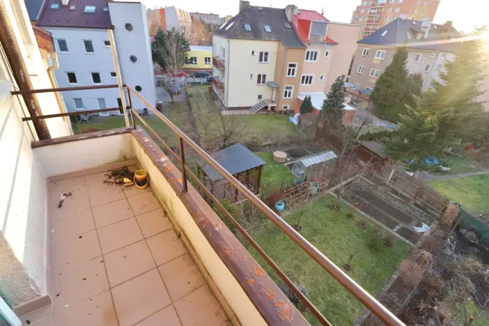 Pronájem bytu 2+kk, Olomouc - Nové Sady, Valdenská, 73 m2