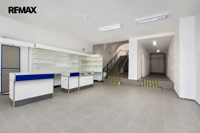 Pronájem obchodního prostoru, Čáslav - Čáslav-Staré Město, nám. Jana Žižky z Trocnova, 170 m2