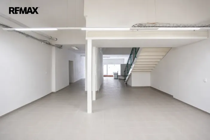 Pronájem obchodního prostoru, Čáslav - Čáslav-Staré Město, nám. Jana Žižky z Trocnova, 170 m2