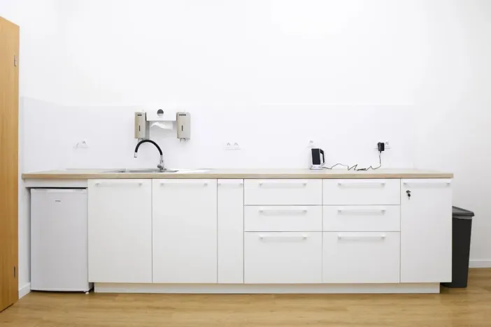Pronájem ordinace, Praha - Holešovice, Jankovcova, 99 m2