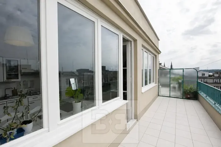 Pronájem bytu 1+kk, Praha - Holešovice, Vinařská, 34 m2
