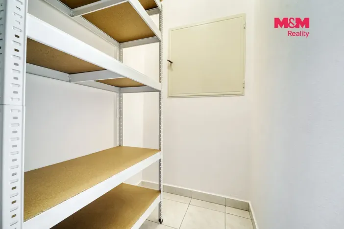Pronájem bytu 1+kk, Plzeň - Severní Předměstí, Vrbovecká, 44 m2