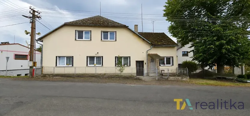 Prodej vícegeneračního domu, Zahořany, 200 m2
